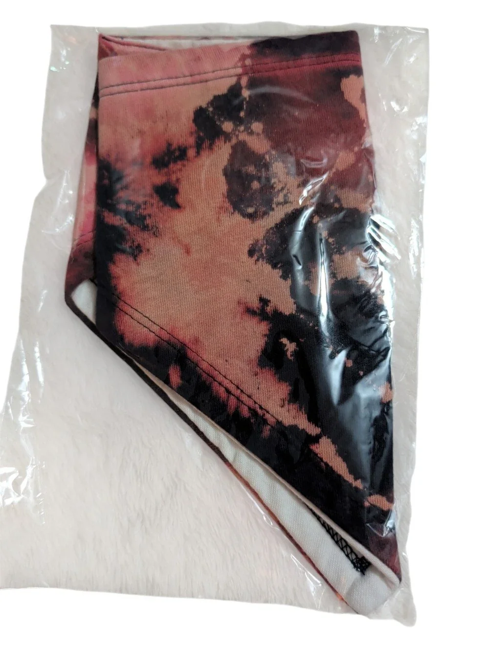 NWOT Tie-Dye Triangle Pet Bandana / Baby Bandaid Bib in Pink & Black